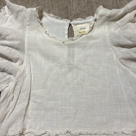 Medium Maeve white gauze top Anthropologie  100% cotton ruffle sleeves and hem - Picture 1 of 7